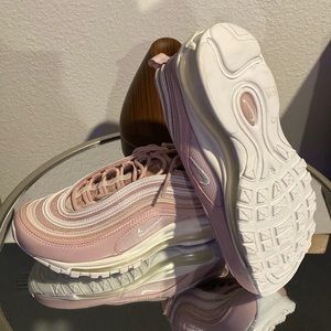 Airmax 97’s Women’s size 6.5/ or 5Y in grade school
